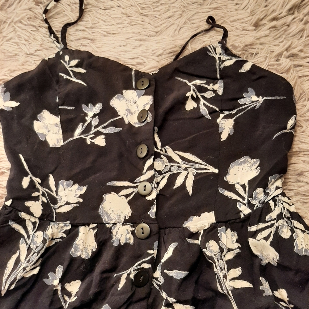 Urban Outfitters Romper Size XS - Picture 6 of 12